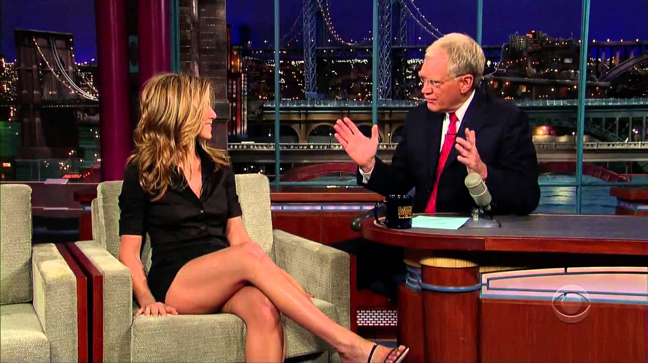 Jennifer Aniston Sexy Legs
