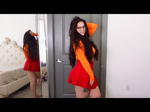 TRYING ON HALLOWEEN COSTUMES