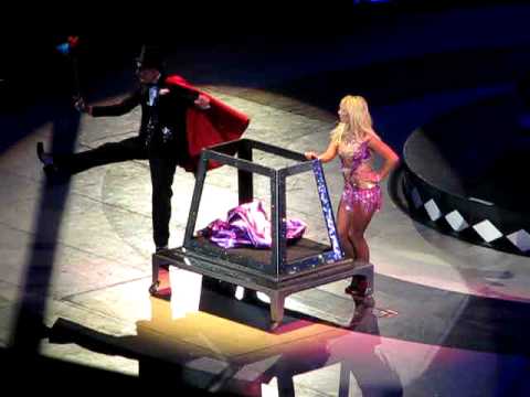 'Ooh Ooh Baby' and 'Hot as Ice' - The Circus Starring Britney Spears - Hamilton, ON (Aug. 20, 2009)