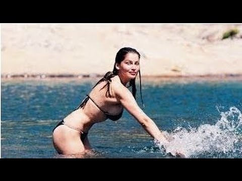 Laetitia Casta BIKINI very young 18 years old interview from Corsica in 1996