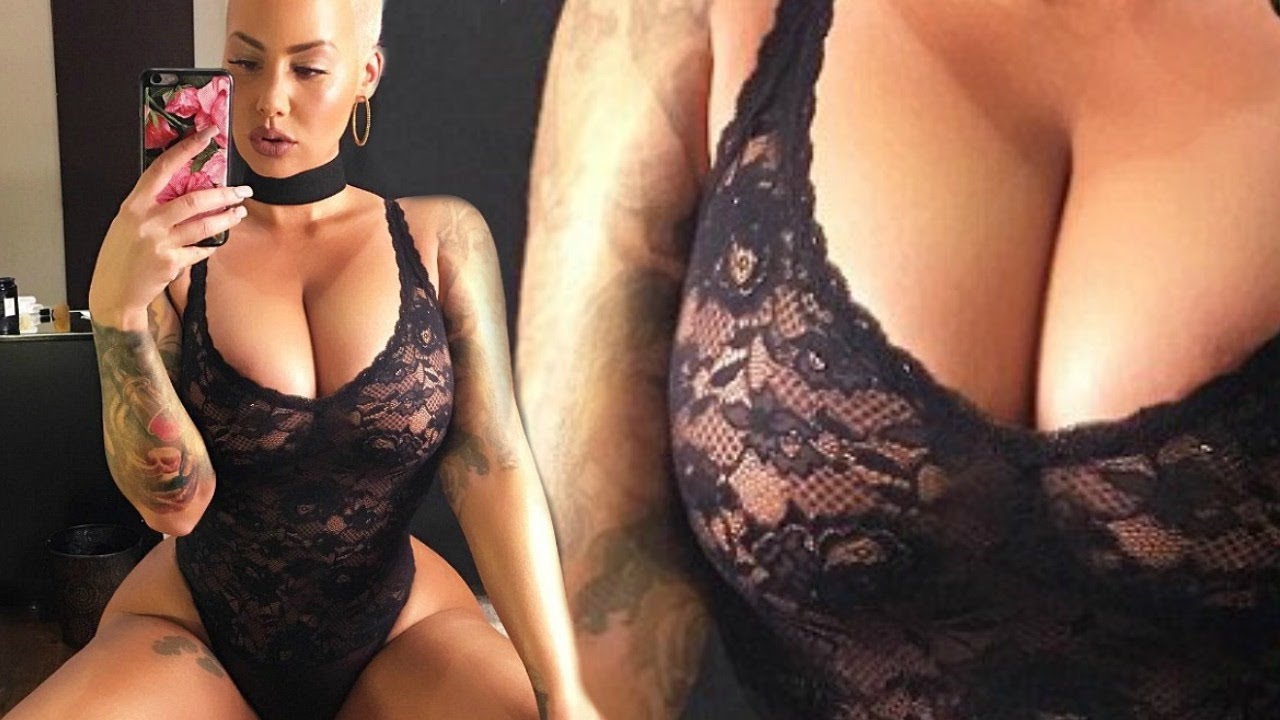 Amber Rose Flaunts Huge Cleavage In Sexy Instagram Pic !!