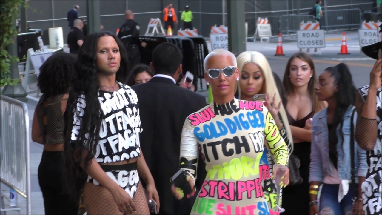 Amber Rose and Black Chyna dancing and having fun in Los Angeles