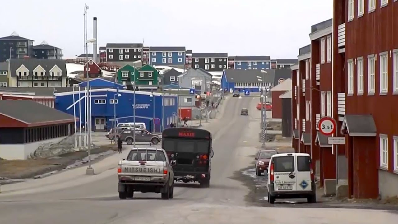 NUUK - THE LARGEST CİTY OF GREENLAND [HD]