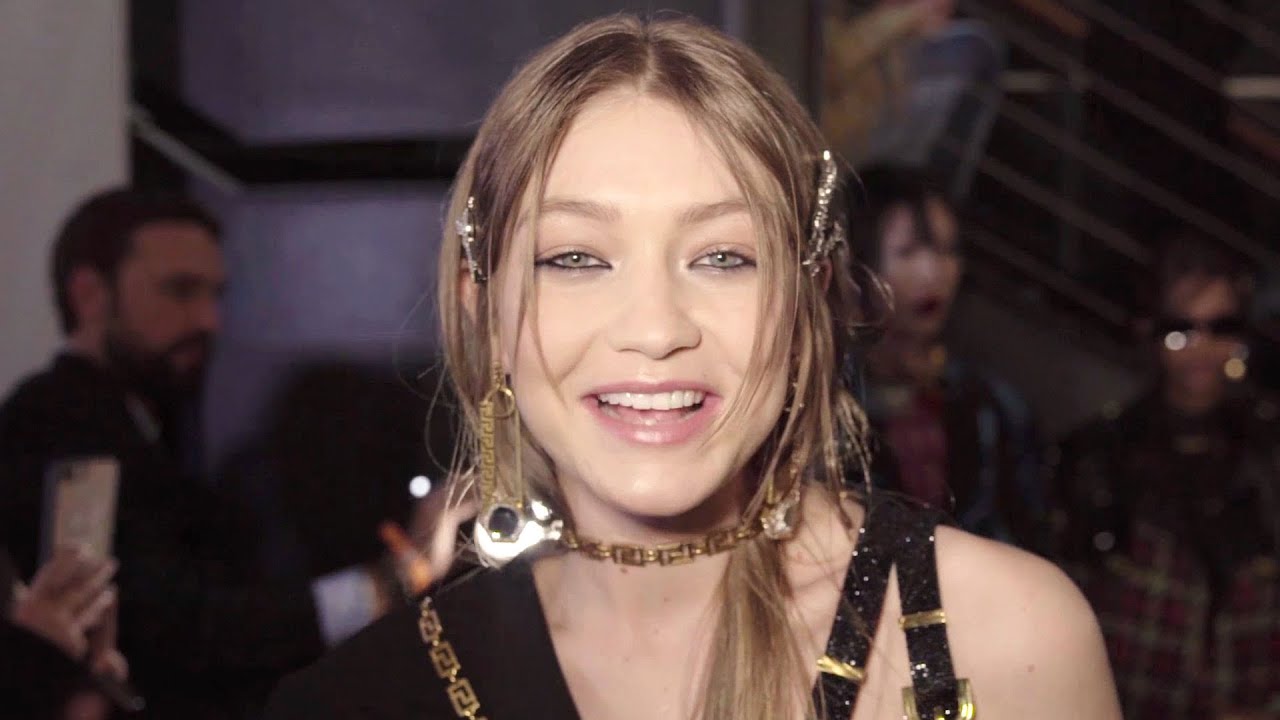 GİGİ HADİD, CANDİCE SWANEPOEL AND MORE BACKSTAGE AT VERSACE’S FALL 2019 SHOW | VOGUE