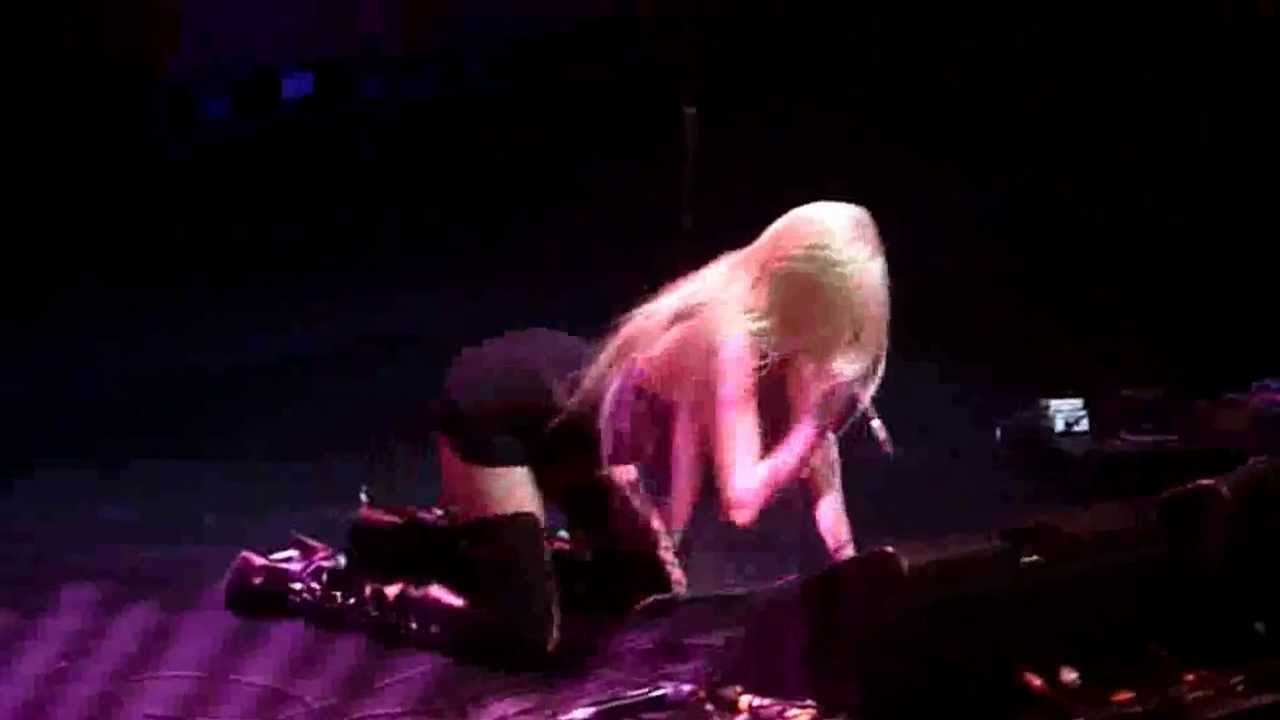 The Pretty Reckless - You Make Me Wanna Die LIVE @ Berlin