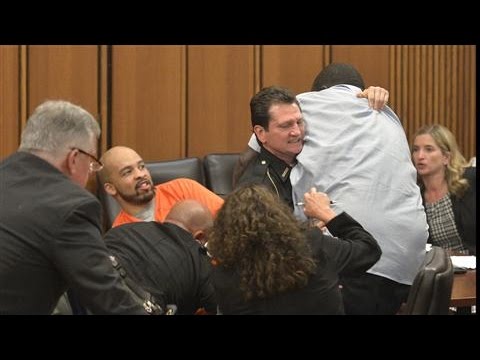 Father Attacks His Daughter's Killer in Court