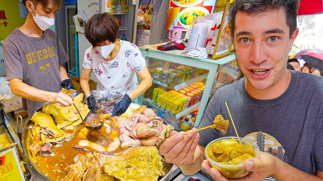 5 Must-Try STREET FOODS in Macau ???????? Chinese Food Tour in Asia's MOST European City!!