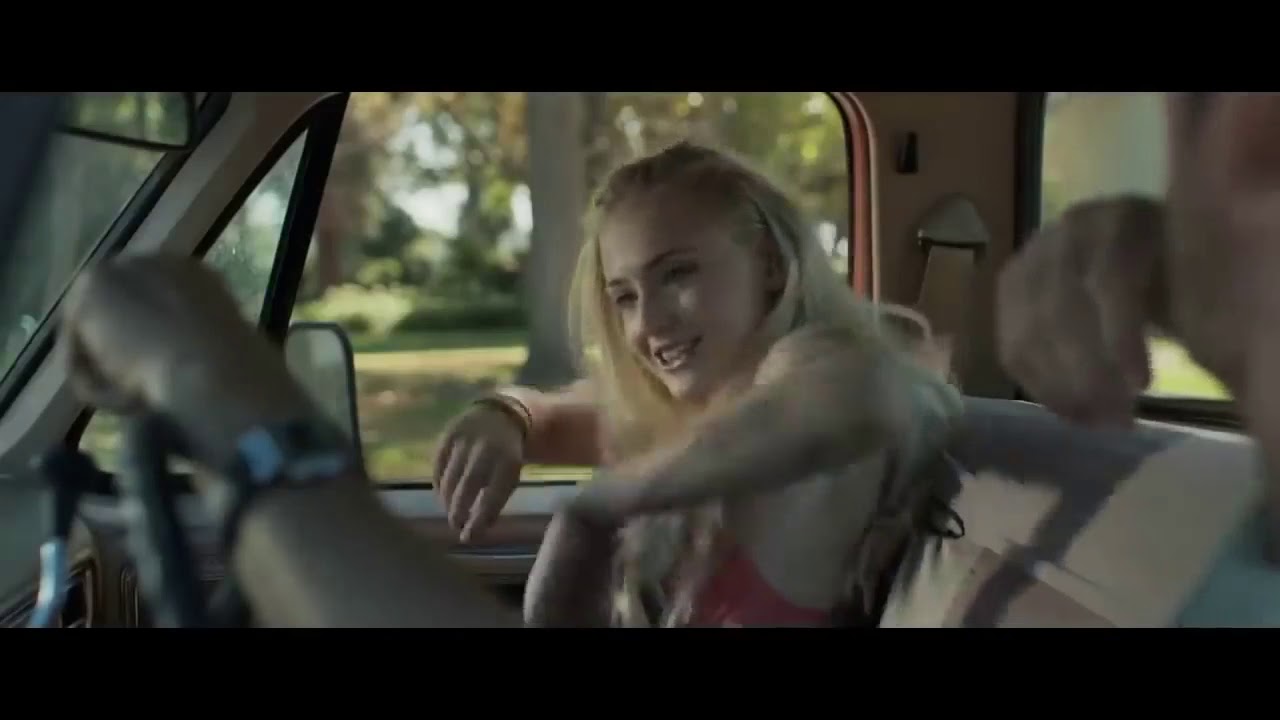 Game Of Thrones Star Sophie Turner Hot & Sexy Scenes Compilation.