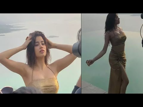 Janhvi Kapoor Hot Photoshoot | Janhvi Kapoor New Hot Dress | Janhvi Kapoor Viral Hot Dress Video!!!
