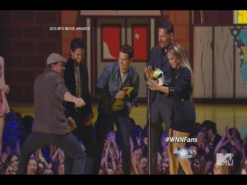 MTV Movie Awards: Channing Tatum Performs Sexy Dance
