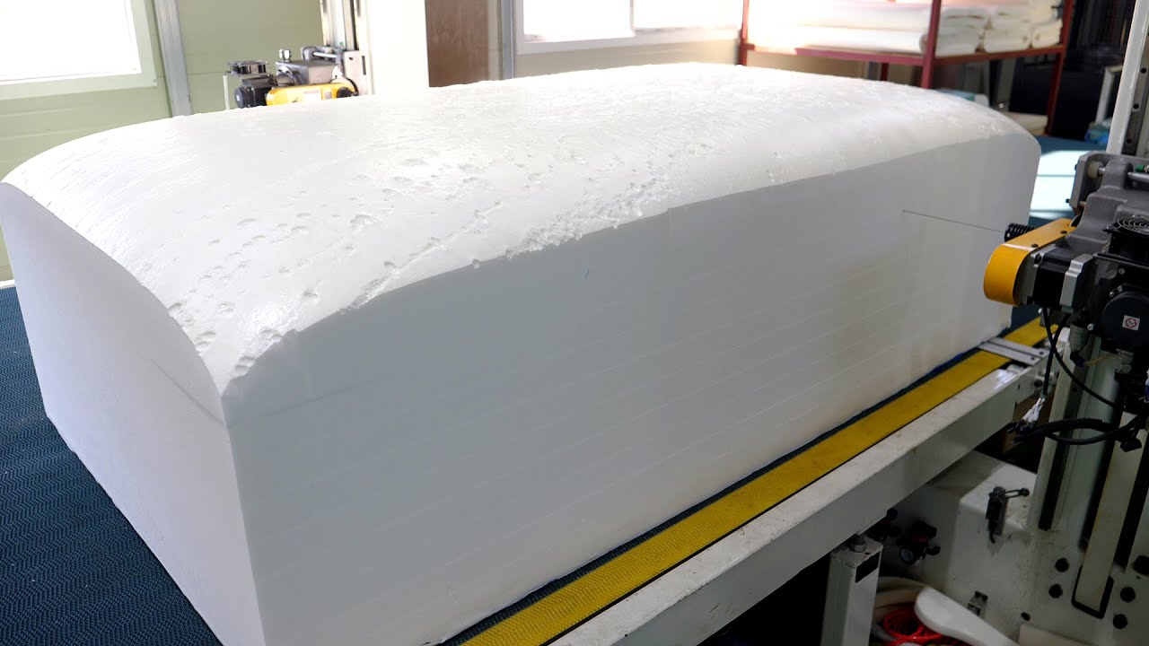 A KOREAN BED FACTORY THAT MAKES MATTRESSES LİKE SOFT CAKES
