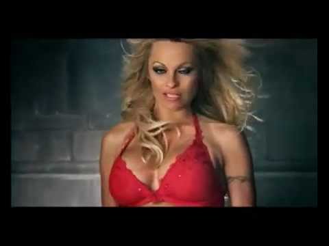 Sexy  Hot Pamela Anderson for 'Bonita de Mas' Clip