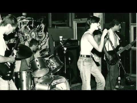 mia-zapata-concert-05-30-1986