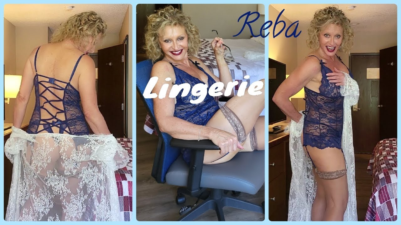 Royal Blue Corset Lingerie Try-On  | Is it too big or does it FIT NICE?