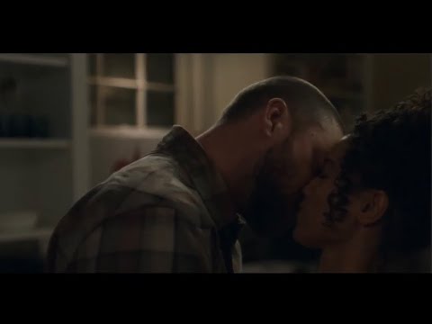 Palmer   Kissing Scene – Eddie and Maggie  Justin Timberlake and Alisha Wainwright