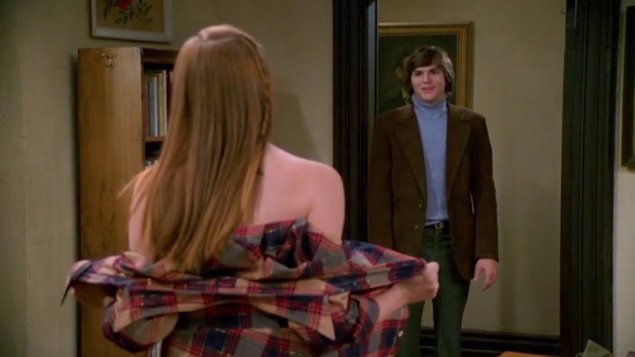 4X20 PART 4 'DONNA SHOWS KELSO HER BOOBS' THAT 70S SHOW FUNNİEST MOMENTS