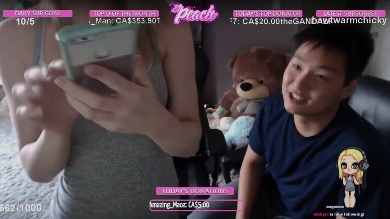 STPeach accidentaly LEAKS NUDE LIVE