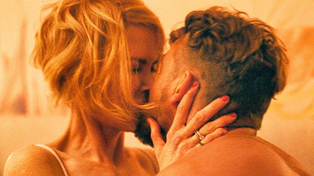Roar 1x02 / Kissing Scene — Robin and Adam (Nicole Kidman and Simon Baker)
