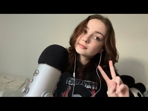 ASMR ALPHABET TRİGGER WORDS (CLOSE WHİSPERİNG AND HAND MOVEMENTS)
