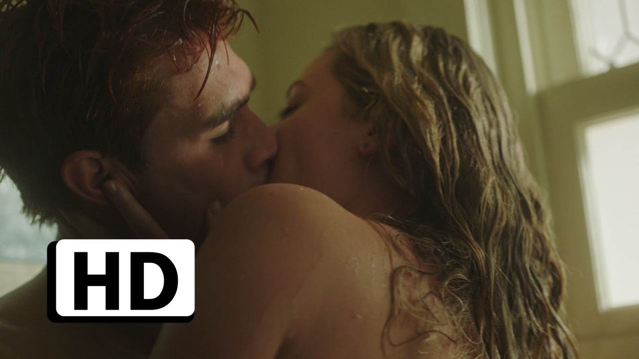 Archie And Betty Have Sex In The Shower | Riverdale Season 5x05 |