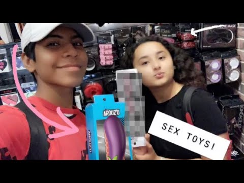 TEENS GO TO A SEX SHOP AND THİS HAPPENED !