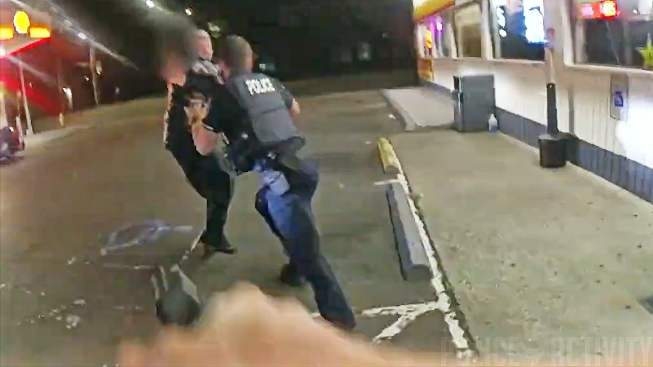 Armed Robbery Suspect Fights Seattle Officers and Attempts to Take Officer’s Gun During Arrest
