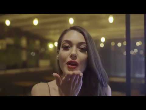 Dilan Çiçek Deniz ile Avon Mükemmel Mat Ruj |TV Reklamı Kamera Arkası