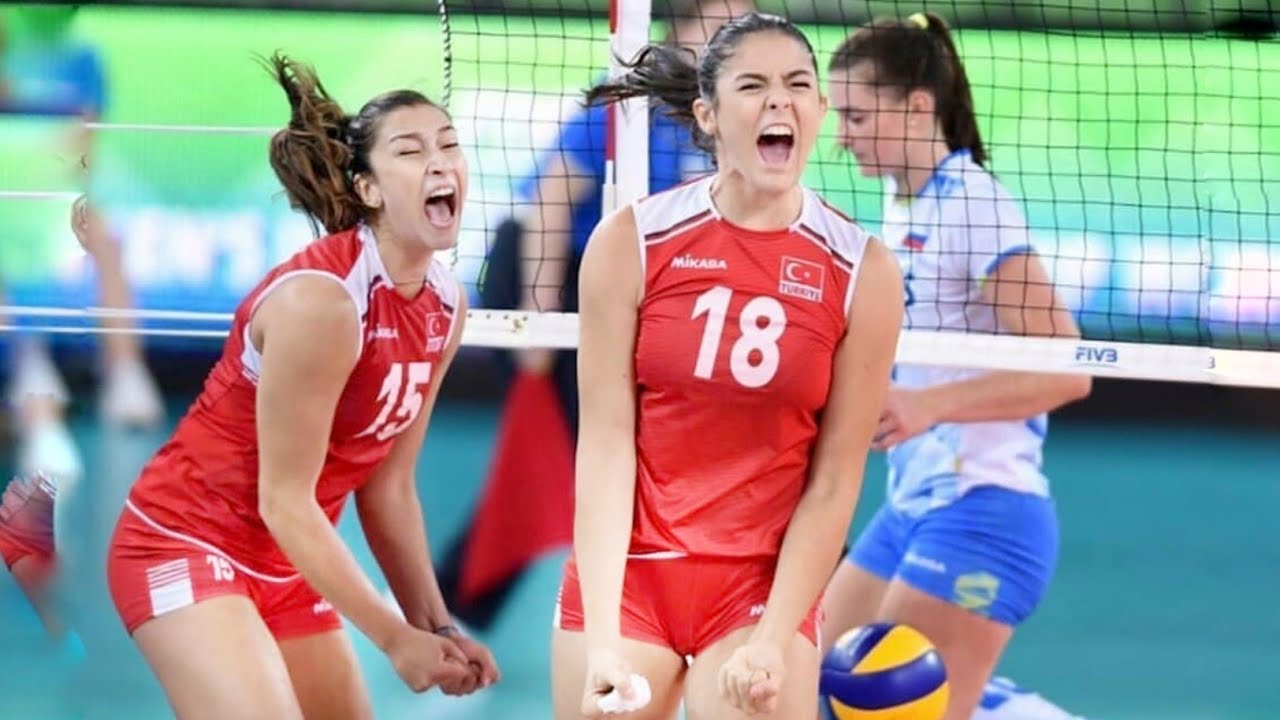 beautiful turkish volleyball player | zehra gunes and hande baladin
