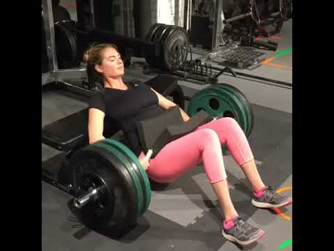 Kate Upton Sexy in GYM (Video)