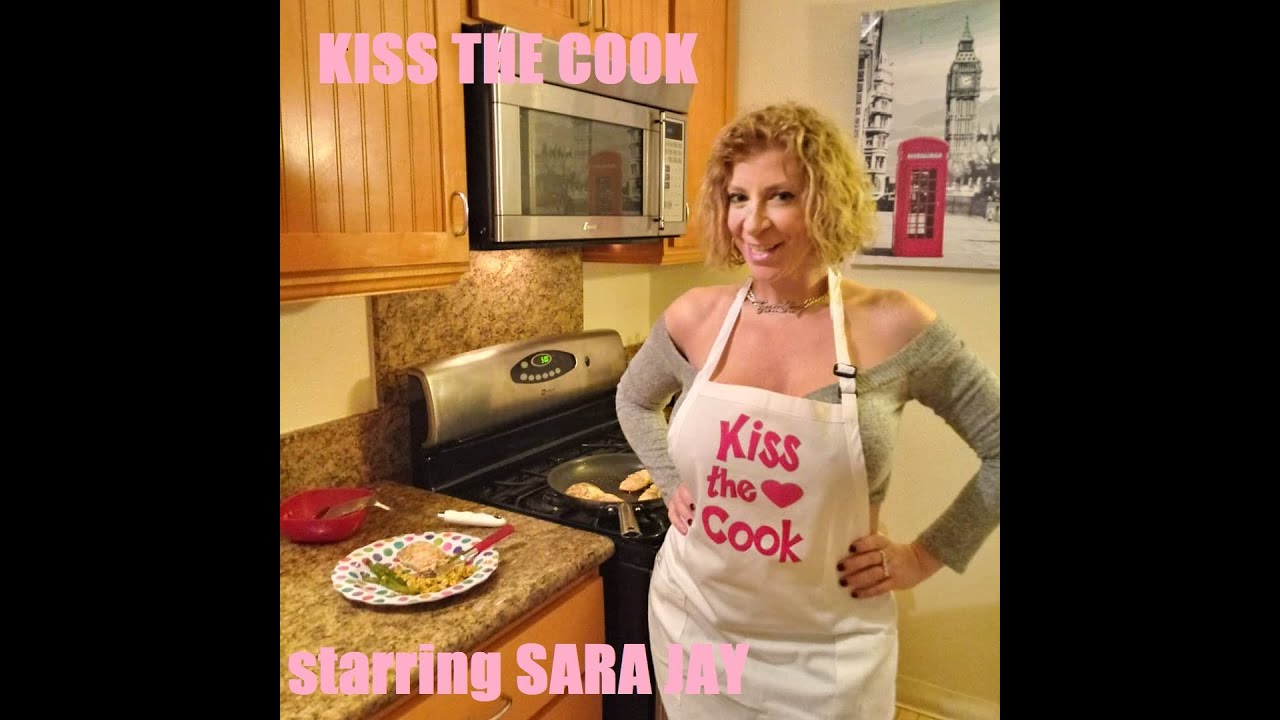 KISS THE COOK starring SARA JAY Ep. 1