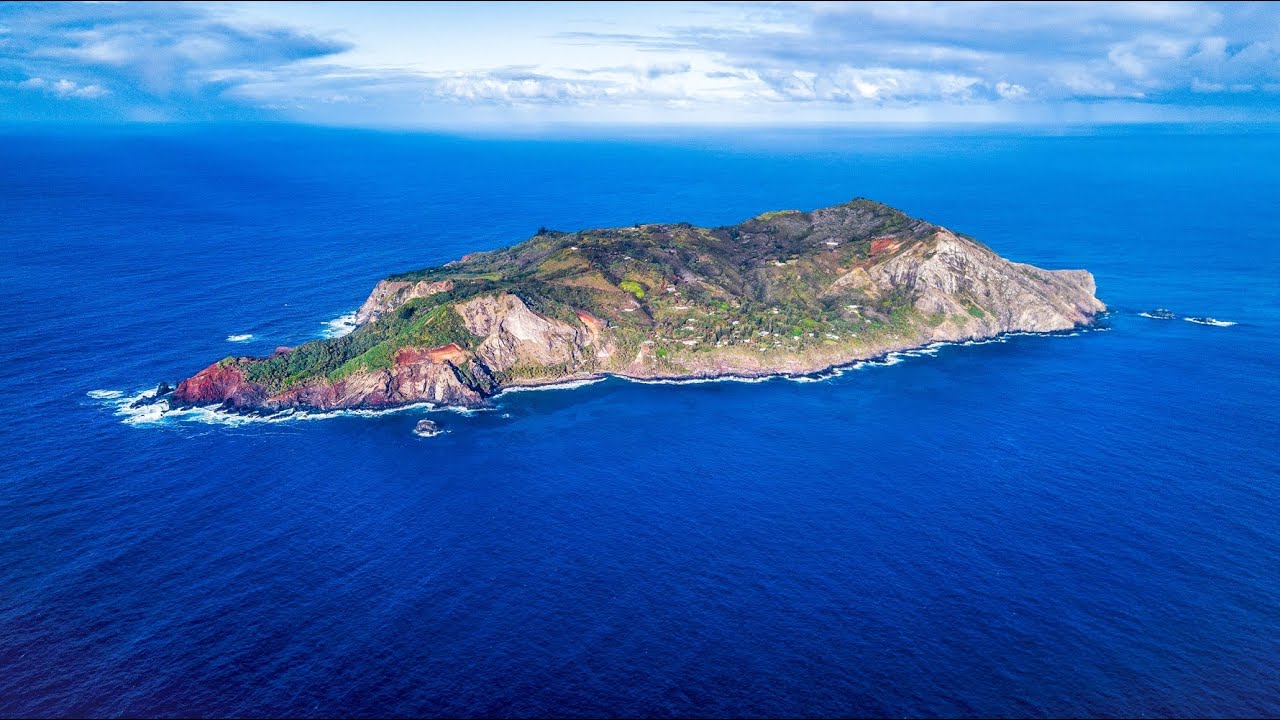 Exploring Pitcairn Island by Drone. Home of the descendants of the mutineers of the HMS Bounty.