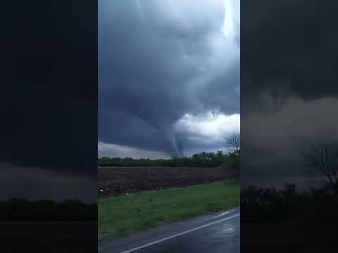 tornado,Andover, Kansas Tornado || ViralHog