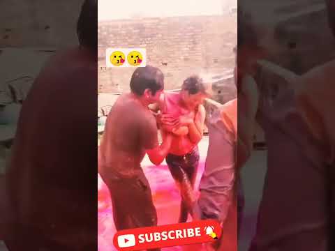 ındian hot touching girl bobs on holi | sexy girl removing dress on holi dance