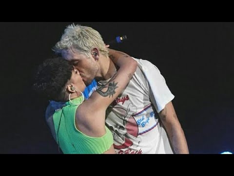 halsey and G-Eazy live concert hot kissing scenes 2018 | hopeless fountain kingdom tour |