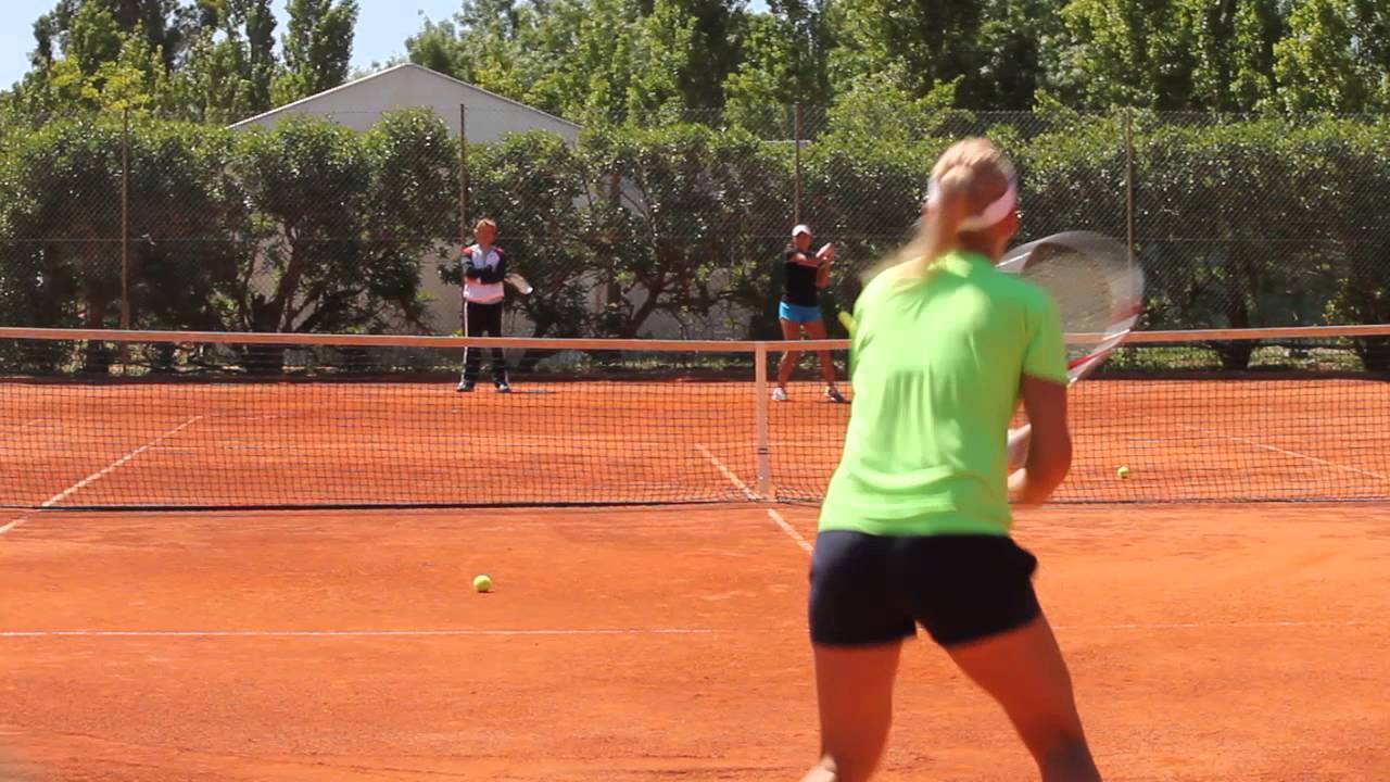 Monica Puig and Elena Vesnina practicing in Oeiras, Portugal