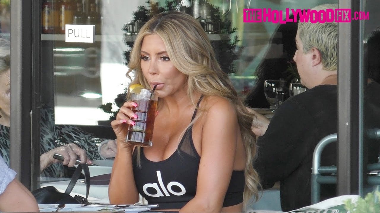 Larsa Pippen Spills The Tea With A Friend In Alo Yoga Gear Over Lunch In Beverly Hills 9.4.19