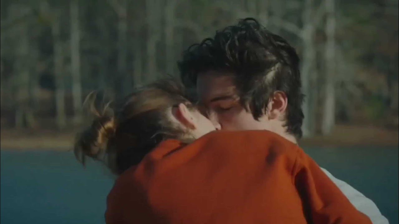 natalia dyer kiss scene - alice  chris | yes god yes (2019) movie || mr. nıhWr