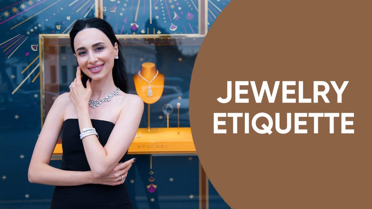 JEWELRY ETİQUETTE: HOW TO CHOOSE THE RİGHT COLOR, SİZE  TO PROPERLY STACK PİECES | JAMİLA MUSAYEVA