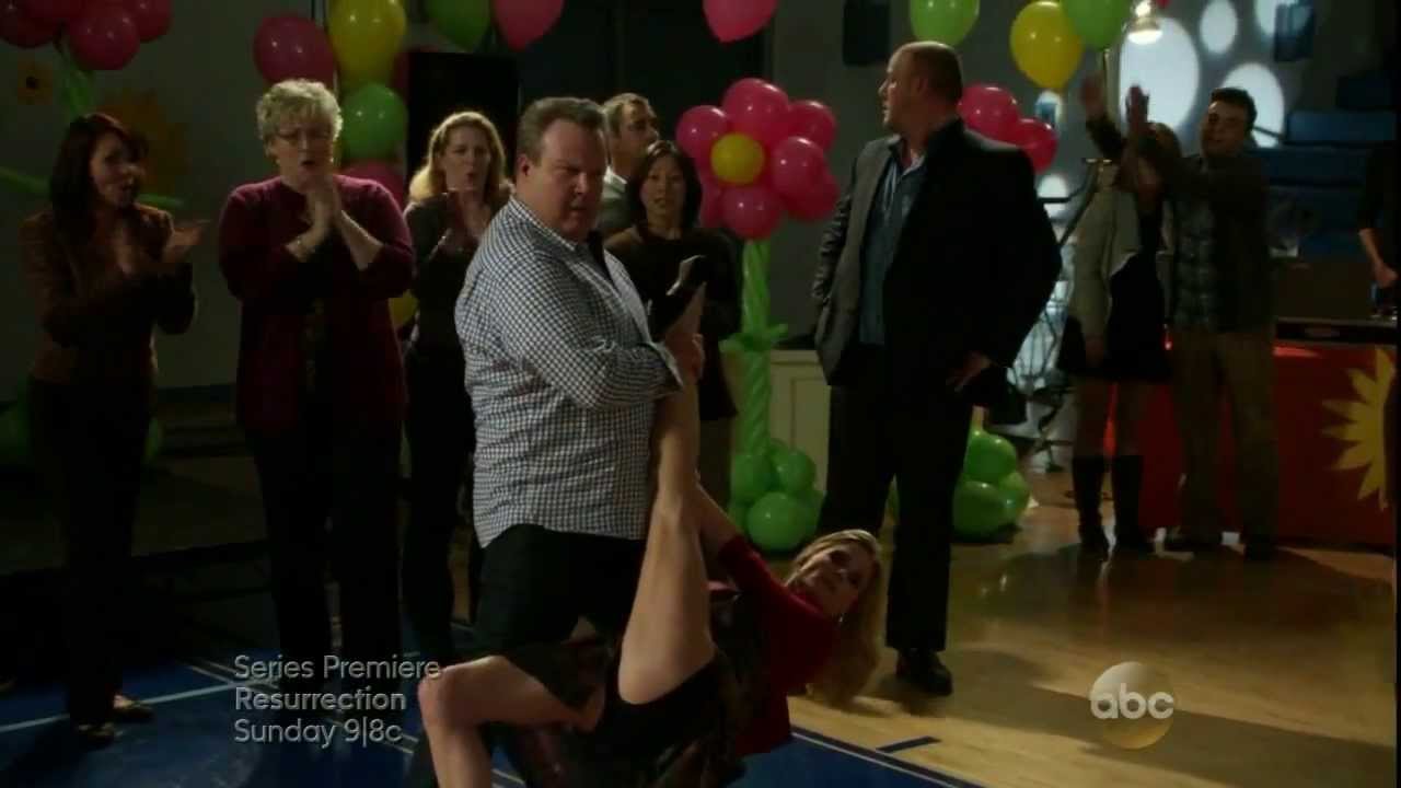 Julie Bowen - hot legs dancing  hilarious dip - March 2014