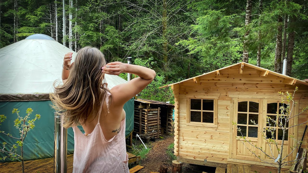 OFF GRID LIVING | BUNKIE LOG CABIN | HERB GARDEN RAISED BED FROM FOREST LOGS  PLUM TREES - EP. 131