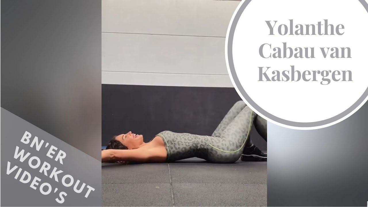 Yolanthe Cabau van Kasbergen in een héél strak pakje (Sexy workout!)
