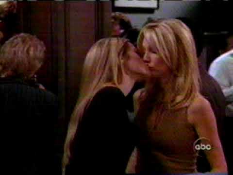 Denise Richards   Heather   kiss