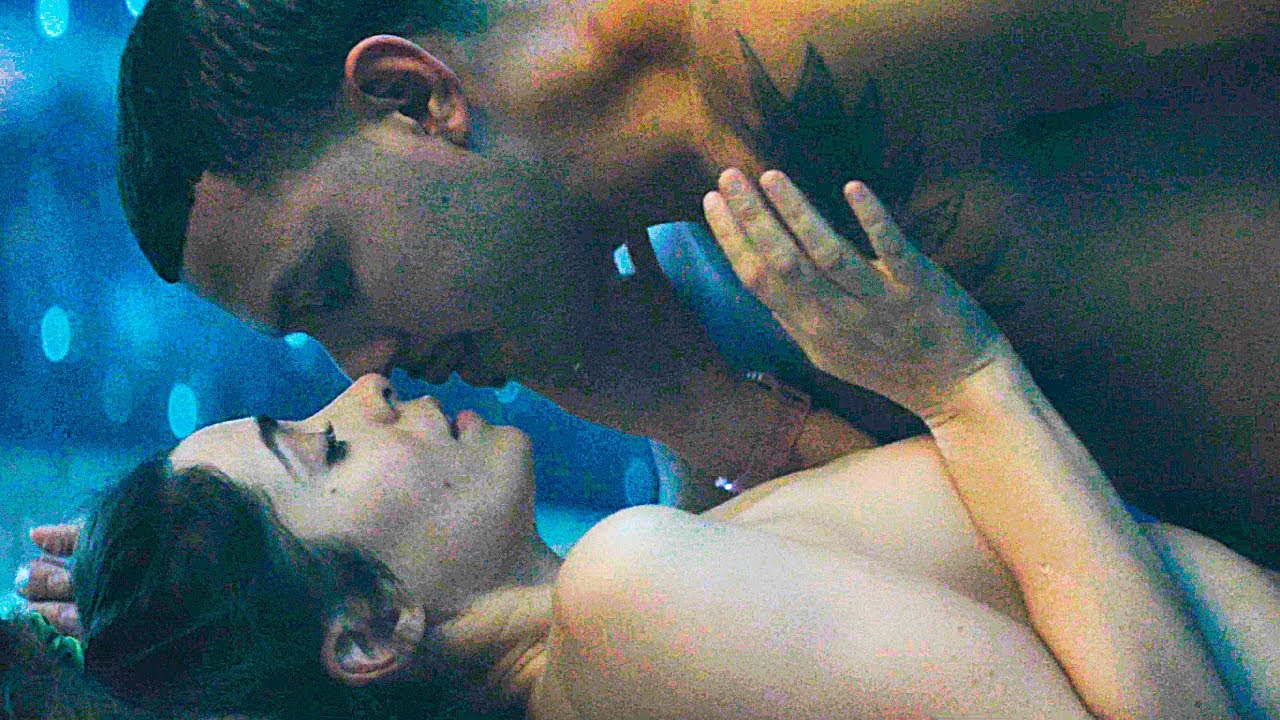 Made for Love 2x03 / Kissing Scene — Hazel and Jay (Cristin Milioti and Sarunas J. Jackson)
