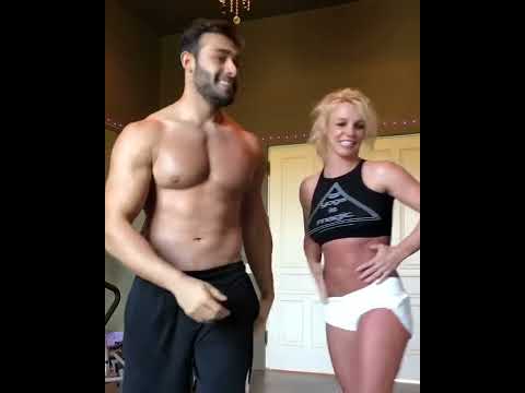 Britney Spears' Hot dancing with her boyfriend