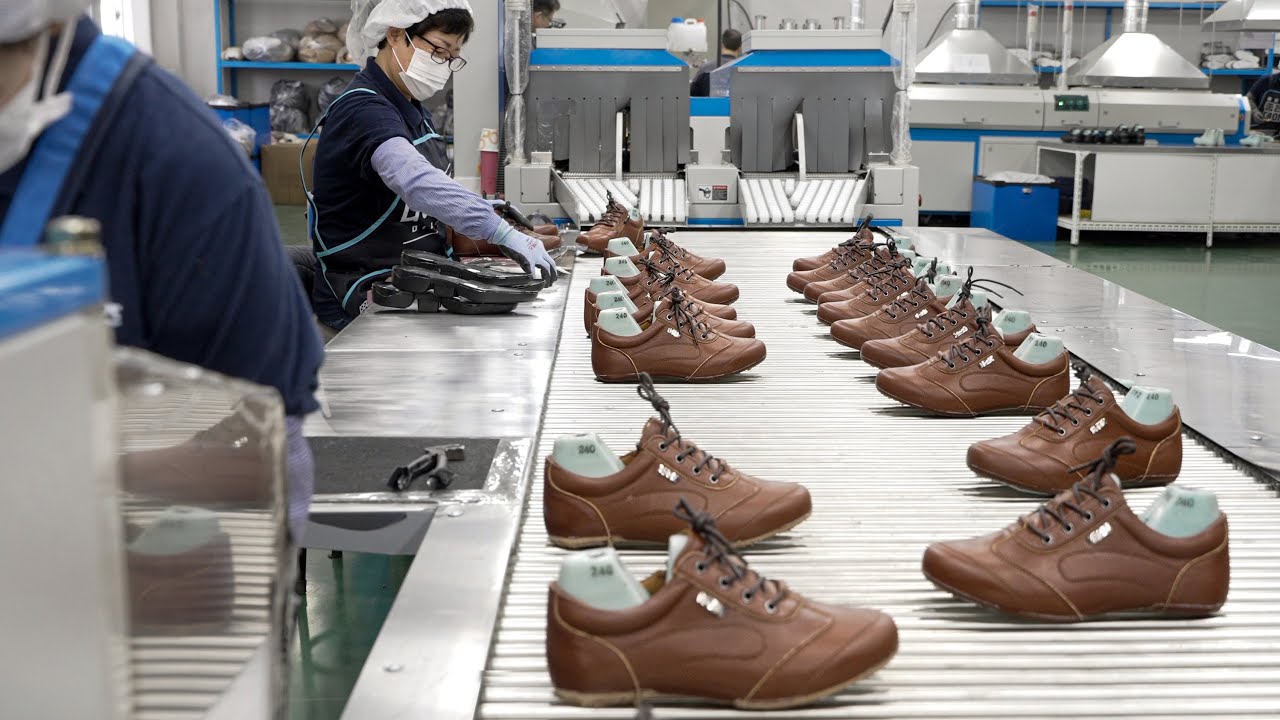 COMFY LEATHER SHOES MANUFACTURİNG PROCESS. KOREAN SHOES FACTORY