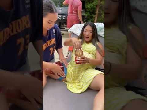PREGNANT LADY USES JAM TO PRANK THE GUYS #SHORTS