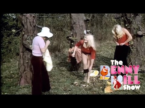 Benny Hill - Peeping Trees w/Closing Chase (1972)