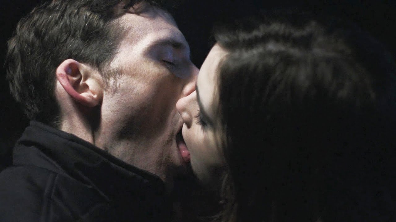 You Belong to Me / Kissing Scenes — James and Lucy (Sam Claflin and India Eisley)