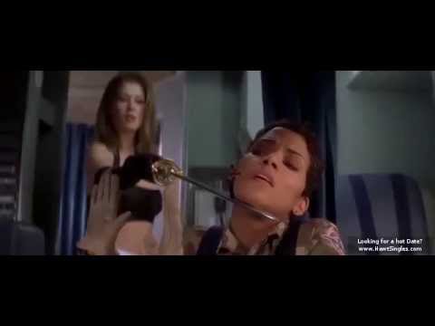 Fighting females - Halle Berry vs Rosamund Pike