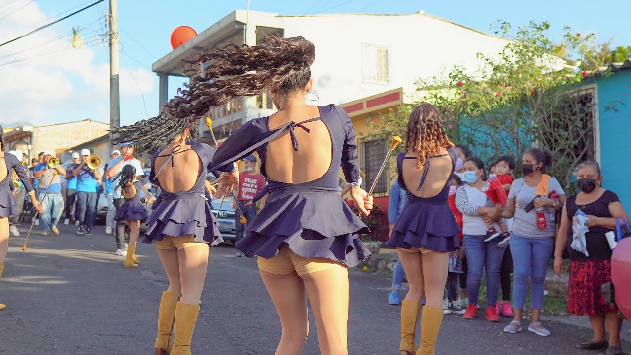 Tinecos Music Band en Desfile Santa Maria Ostuma Fiestas Patronales 2022 El Salvador Calidad 4k